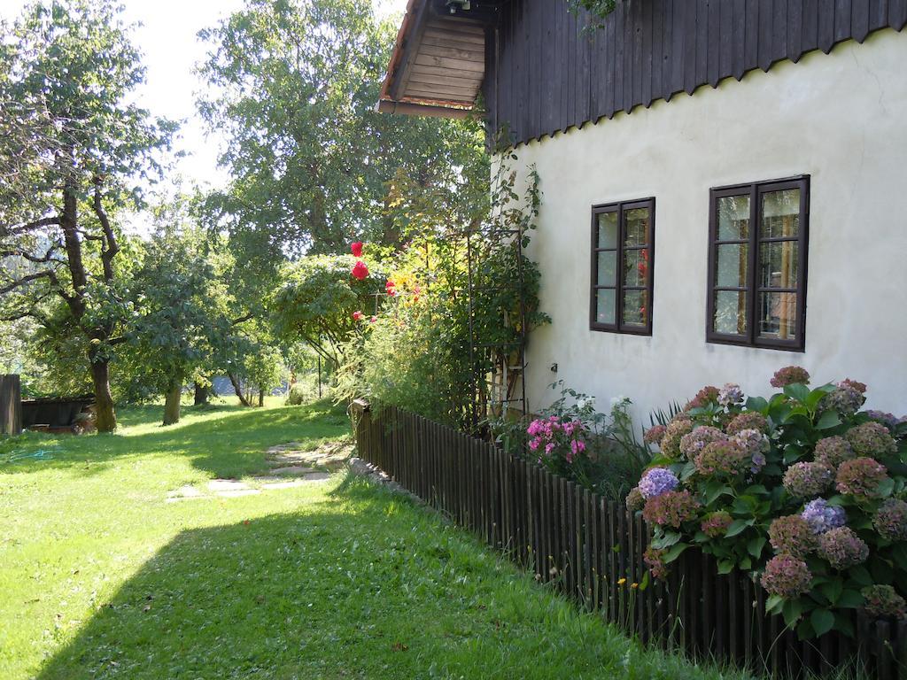 Ubytovani V Ceskem Raji Hotel Holin Bilik gambar